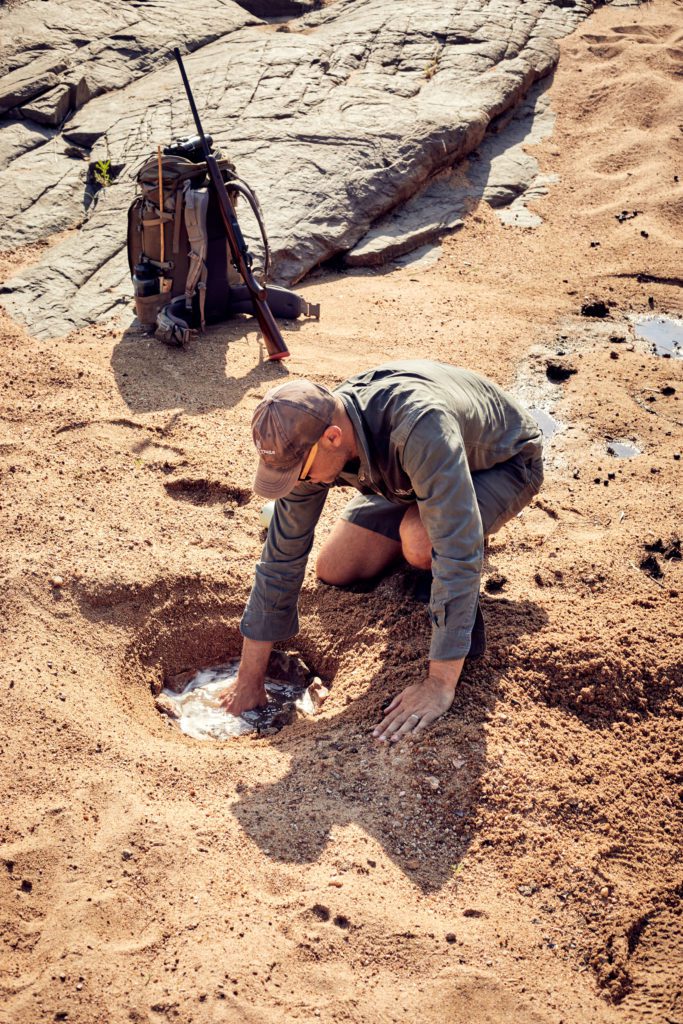 Primitive trails, Lowveld Trails Co, Timbavati Primitive Trail, Lowveld Trails Co., Primitive Trail, Timbavati Private Nature Reserve, Mentorship trails, Trails guides, FGASA qualification, Lowveld Trails Company, Trails Company South Africa, Trails Company Limpopo, Walking Trails, Trails guide training, Lowveld Trails Company Hoedspruit South Africa